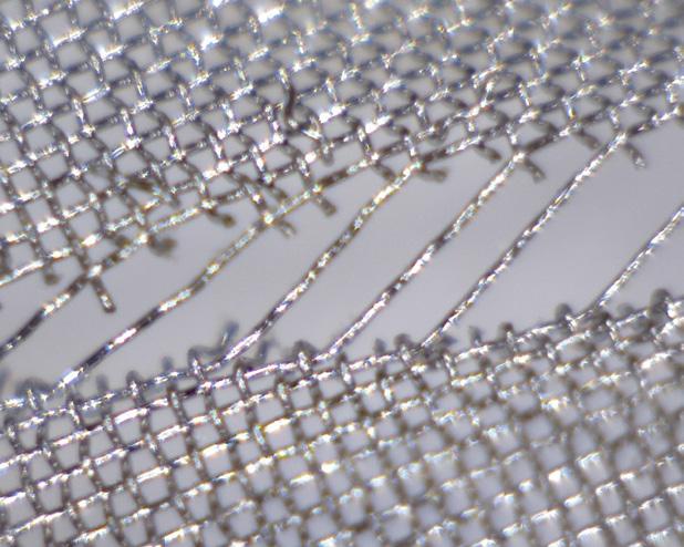 The results of the ASTM 6182 Bally Flex Test show that the steel mesh fabric, as found in products like Alycore, failed at 500, 665, 1200, and 2,268 cycles at room temperature.