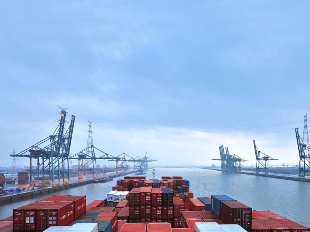 Fuel Efficient Container Liner Fleet Operations