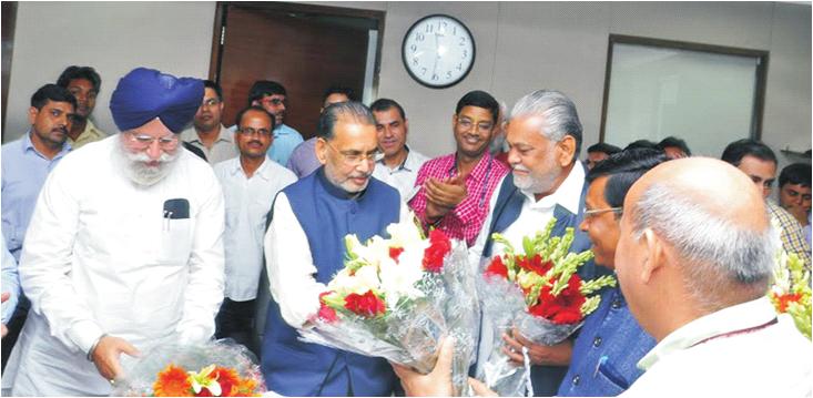 ri Radha Mohan Singh, Hon ble Minister of Agriculture & Farmers Welfare, welcomed the ministers. Shri S. S. Ahluwalia, MOS(Agriculture & Farmers Welfare) and Parliamentary Affairs emphasized on accelerating the development of agriculture sector for the welfare of farmers.