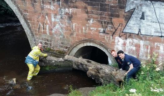 Friends of the Calder (Coatbridge depot) 22 colleagues from Coatbridge depot embarked on a CAP day at Milheugh Estate in Blantyre, where they totally transformed a number of areas which had become