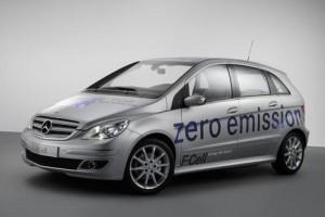 17 Daimler start small series production of fuel cell vehicles in summer 2009 January 28, 2009 Daimler s CEO, Dieter Zetsche announced The start of small series production of FC cars from mid 2009