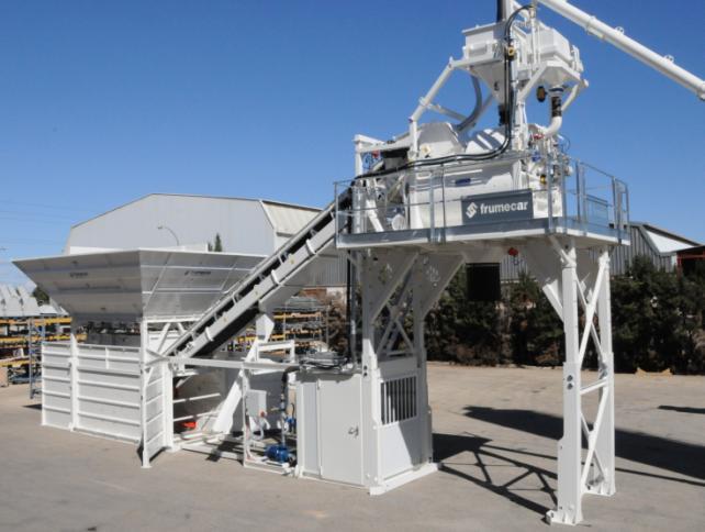 CONCRETE BATCHING PLANT EBA 1700 Thanks to a carefully studied design process, the compact concrete batching plants allow the customer to choose the best solution for each production requirement with