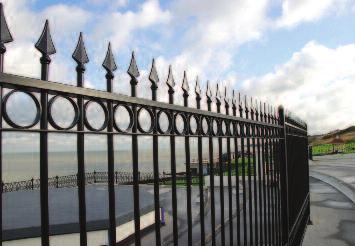 Gates Ornamental fencing comes complete with single or double leaf gates, available in manual or automated,