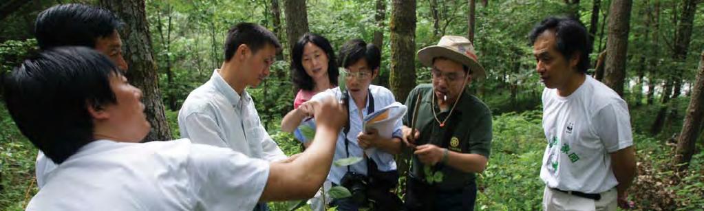 3 A training course on how to do baseline inventories for medicinal plants (Shaanxi, China) SKILLS AND EXPERIENCE We combine several decades of applied problem solving in