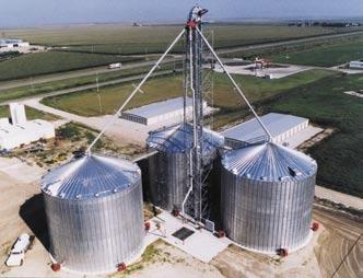 On-Farm Storage Keeping your grain in marketable condition in an economical and efficient manner is a priority of our VAL-CO on-farm storage system.