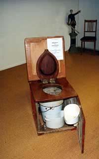Figure 2.12: Portable urine-diversion toilet made in 1880 in Sweden (http://www.wost-man-ecology.se/affarsideen.