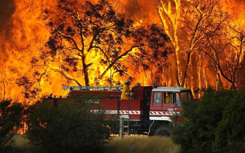 Bushfire/wildfire EPA/Andrew
