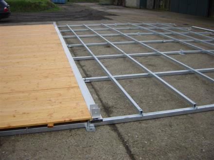 Edge protection around each panel avoids unnecessary damage. Cassette Flooring can be purchased in bays between 1m to 3m, using standard 1m width panels.