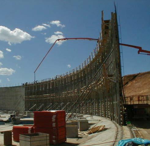 Construction Sequence Wall Segments 1) Set inner form 2)