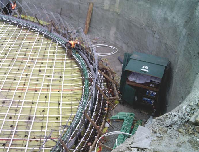 Tendon Tank Advantages Reduce excavation costs No need for 10-15 access for