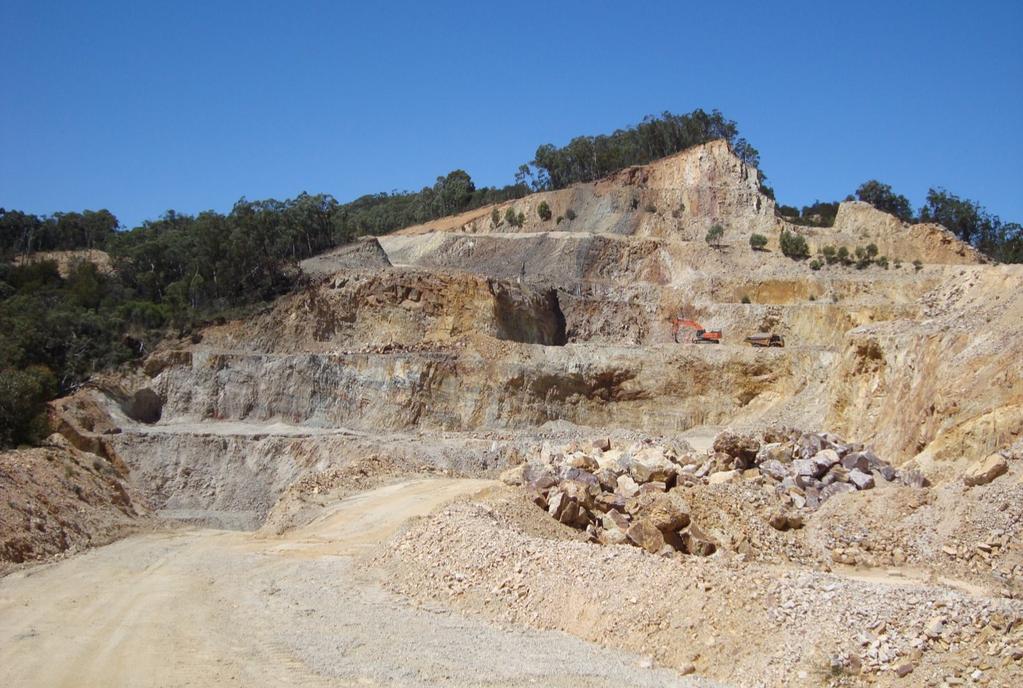 Page 4 M A R R A N G A R O O Q U A R R Y Marrangaroo quarry is situated 7 km west of Lithgow in NSW, and supplies quartzite aggregates to the iron, road making, concrete and construction industries.
