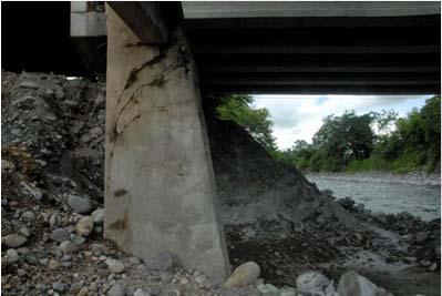 Rio Chico Bridge David, Panama Reinforcement was placed & epoxy grouted into