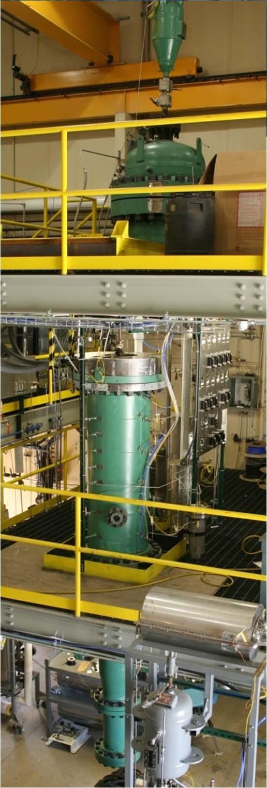 Small Pilot-Scale Gasification Test Systems EERC small pilot-scale gasifiers are used for syngas generation: Entrained-flow gasifier (EFG) 2850 F (1565 C) 300