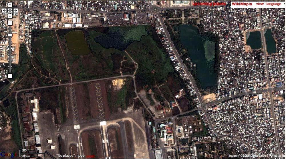 Da Nang Airport, with contaminated area indicated by red arrow The former US airbases at Da Nang. The area highly contaminated with dioxin is about 4-5 ha.