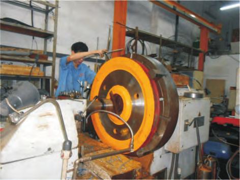 This stamped metal wheel provides a combination of strength and silence when it is in operation.