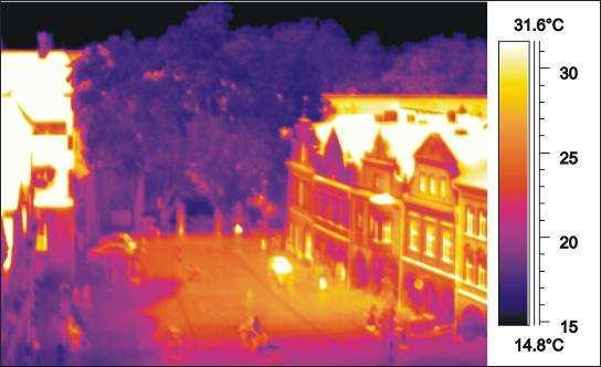PHOTO OF A CITY SQUARE - INFRARED CAMERA The cooling effect of