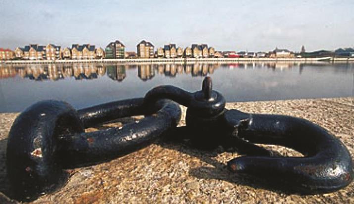 5 Conclusions & Recommendations Whilst the proximity of Chatham Maritime to the tidal Medway tends to lead people to worry about flooding from the river, the risk of this happening is considered to