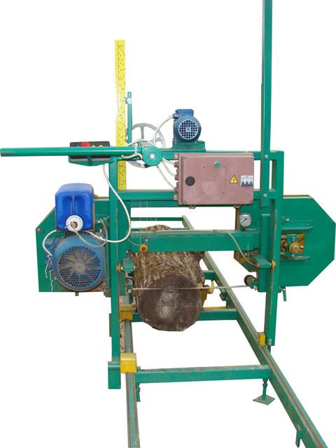 WWW.HDMETALDRAFT.EU WOODWORKING EQUIPMENT Horizontal band sawmill HBS-1 Horizontal band sawmill HBS-1 is designed for longitudinal sawing of logs on the edged and unedged timber.