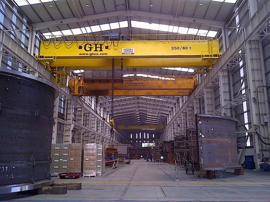 FACILITIES SHOP FLOOR AREA: 40.000 m 2 (Total area 70.000 m 2 ) ASSEMBLY BAY DIMENSIONS L x W: 340 m x 33 m 16 m UNDER HOOK.