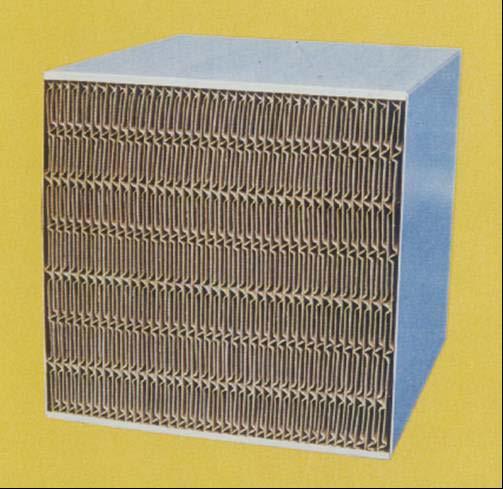 Feature of SCR Catalyst (Plate Type) Catalyst Element Meshed Center Metal PLATE TYPE GAS HONEYCOMB TYPE GAS DUST DUST Catalyst Material CENTER METAL
