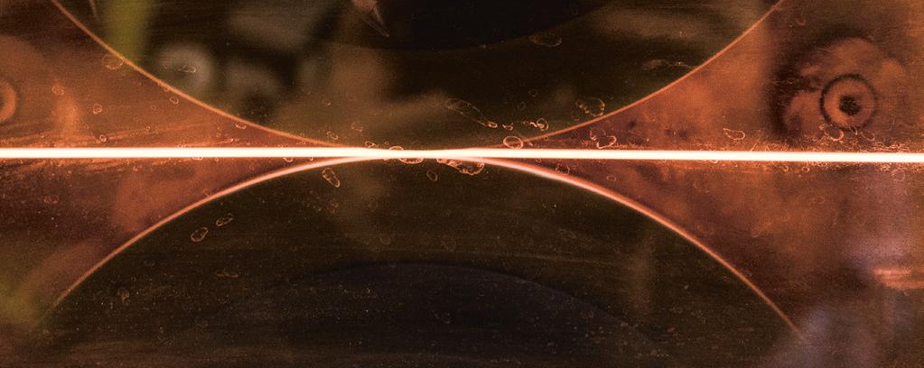 Top-speed hardening and tempering A hardened and tempered material with an extremely fine-grained and homogenous microstructure ensures the prestress of the flat wire product integrated in the wiper