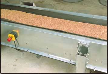 The belt conveyors are available for capacities from 40 to 1,300 m 3 /h.