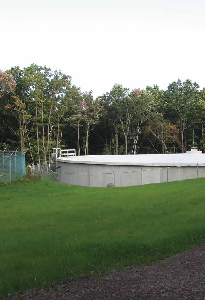 CIRCULAR TANKS 1. CAST-IN-PLACE POST-TENSIONED BASE SLAB (optional) Post-tensioned base slabs are cast on-site. Post-tensioned base slabs are in compression, eliminating cracking.