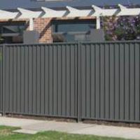 0m BEGIND NEAREST FRONT FACADE FENCING CONTINUES TO FRONT Mandatory Side and rear fencing The following fencing standard is required: Be constructed of 1.