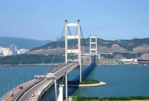 Diagram 5: Tsing Ma Bridge Diagram 6: Stonecutters' Bridge In the recent years, many large scale hotels and resort facilities in Macau have been designed and constructed by Hong Kong engineers