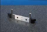 Plain jaw (608) pc. Scriber point (60) Note: These accessories can also be used for inch rectangular gauge blocks. 56-605 Holder A: 603 Used for coupling two long gauge blocks.