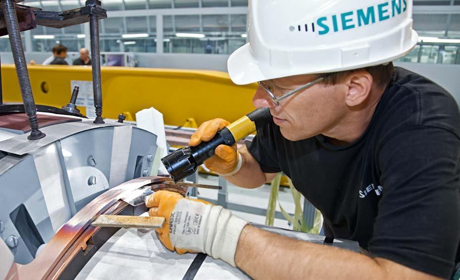 Siemens Field Service Service Excellence On-site assistance beyond the norm In the event of an unforeseen repair or outage, there is nothing more comforting than knowing that rapid, reliable and