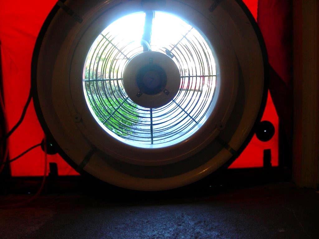 MID-CONSTRUCTION BLOWER DOOR TESTING February 15, 2017 1 This webinar was made possible with a financial