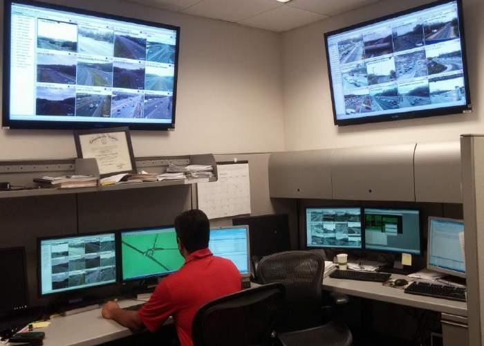 Active Arterial Management CCTV Camera Monitoring Signal Timing Refreshing Equipment Failure Reporting Freeway-Arterial