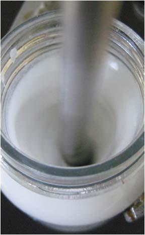 ~47% ph value: 9.5 ± 1 Viscosity (20 C): 550 ± 100 mpa.s Color: white Surface Tension 39.