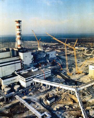 Nuclear Power: The Drawbacks Several major accidents at nuclear power plants have raised awareness of the potential damage a small mechanical or human error might cause.