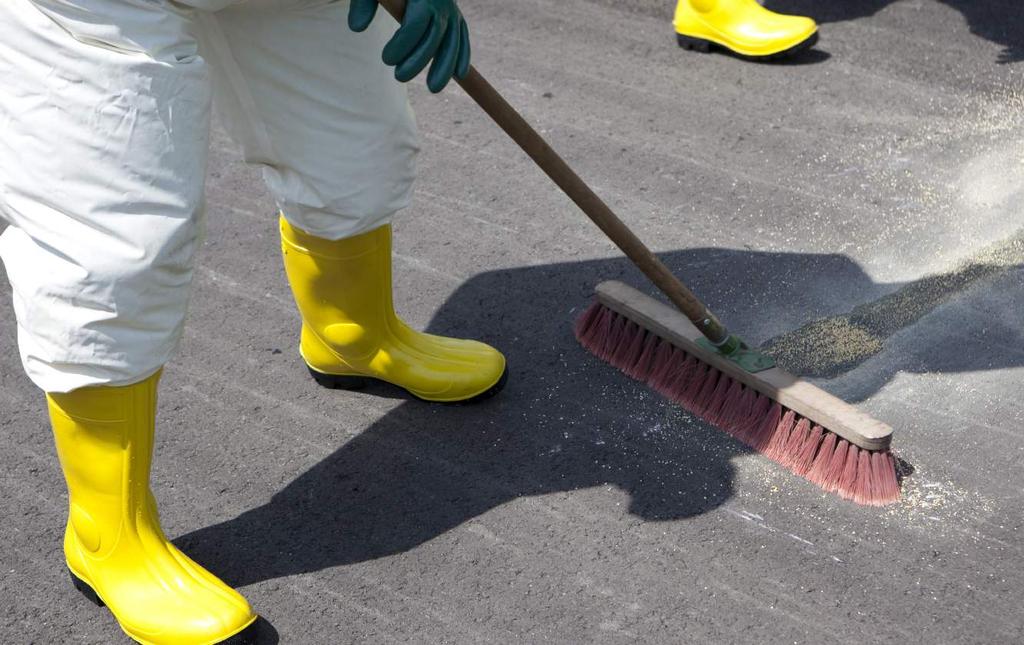 Zenith Contractors has the capability to undertake all types of specialist cleaning services, including the provision of quick response teams to deal with urgent environmental cleaning work.