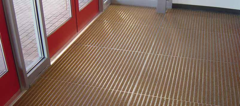 Combination of scraping rails and drying strips removes debris and absorbs moisture.