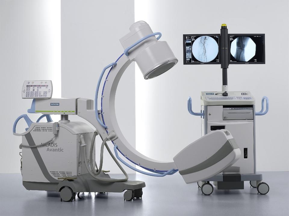 C-Arm Arcadis Orbic 3D Angiography- Artis Zee State of art interventional X-Ray System Used for vascular, neuro, cardiac surgery Different detector sizes and