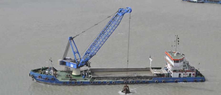 Grab Dredger Cybermarine has designed a number of Grab Dredgers and Hopper barges ranging from 1000CBM to 2050CBM and Self Propelled as well as Non Propelled.