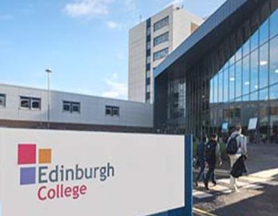 project. The aim of the project was to provide significant energy and carbon emissions savings across the suite of Colleges, with the challenge of a relatively short project programme.