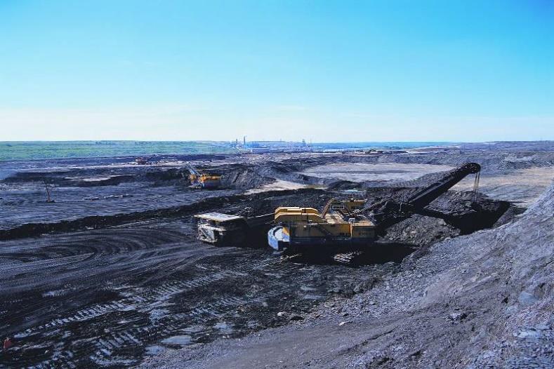 Oil Sands Production Processes Oil (bitumen) recovery uses two main methods - mining and drilling (in situ) 20% of the Oil Sands reserves are close enough to the surface to be mined using shovels and