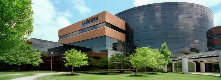 The Lubrizol Corporation Specialty chemical company ~1600 active patents 7000 employees Operations in 27 countries Wholly owned