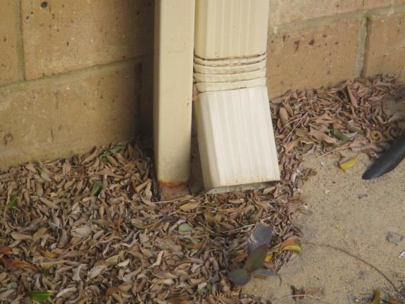 Mindarie b) The metal posts have rusted severely at the base causing a weakness and in the opinion of