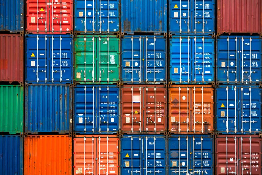 THE BOX THAT CHANGED THE WORLD Although only a simple metal box, the container has transformed global trade New research suggests that the container has been