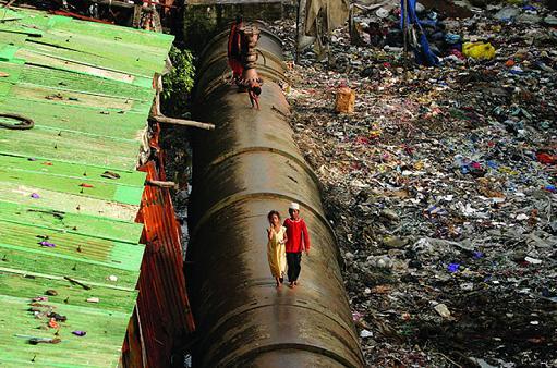 Human-Scaled Innovation in the Growing Waste lands of India Penny White Prize 2010 Mumbai, India http://scienceblogs.