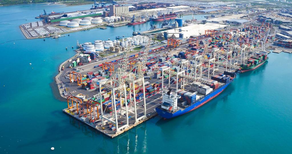 Container terminal in numbers 432 reefer points 4 berths 14,5 m max allowed