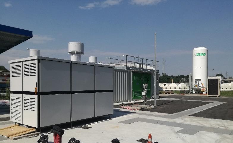 Fuel cells in commercial buildings and service sector Demonstrations
