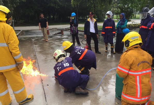 On-site training provides an intense level of hands - on training with facilities either at our Rayong Power Plant or the customer s plant for both operation and maintenance