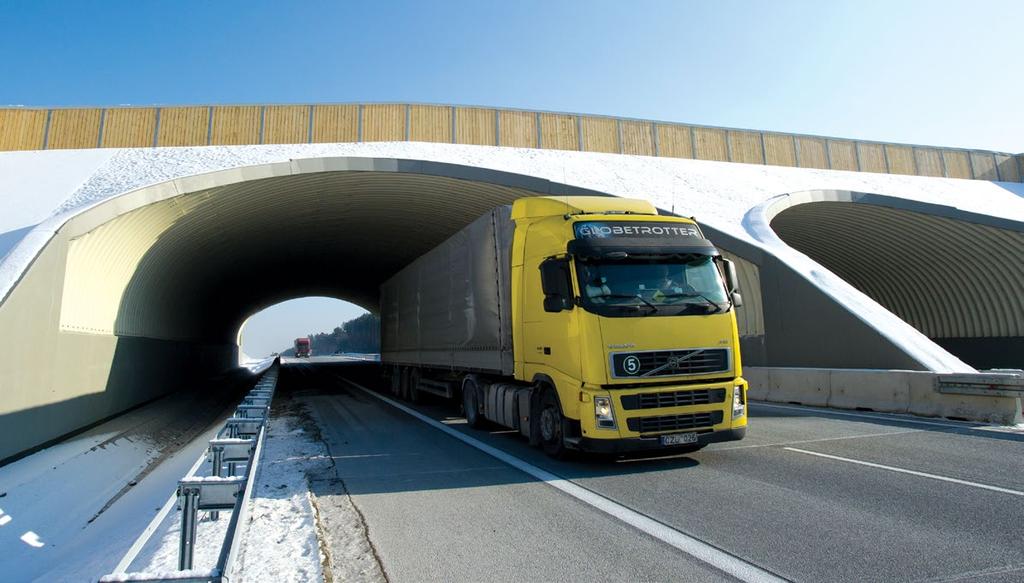 SuperCor A NEW GENERATION OF BRIDGES SuperCor versatile structures are used for roads and railways and industrial applications as well as for reinforcement and reconstruction of existing structures