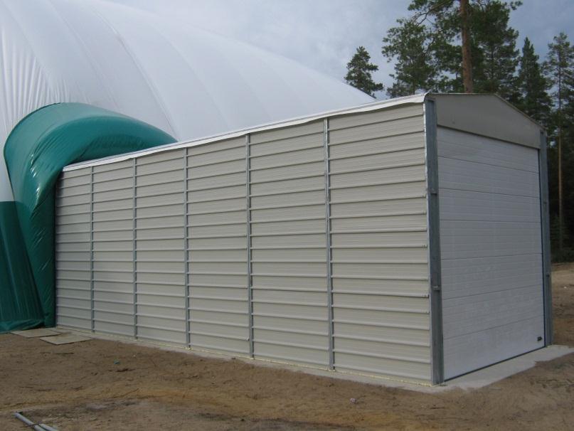 with PVC foil. Walls of the tunnel are closed by metal sheets.